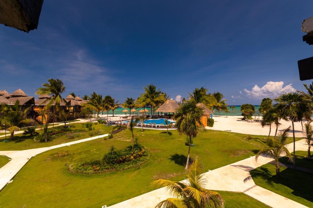 Pavoreal Beach Resort Tulum Pueblo Kamer foto
